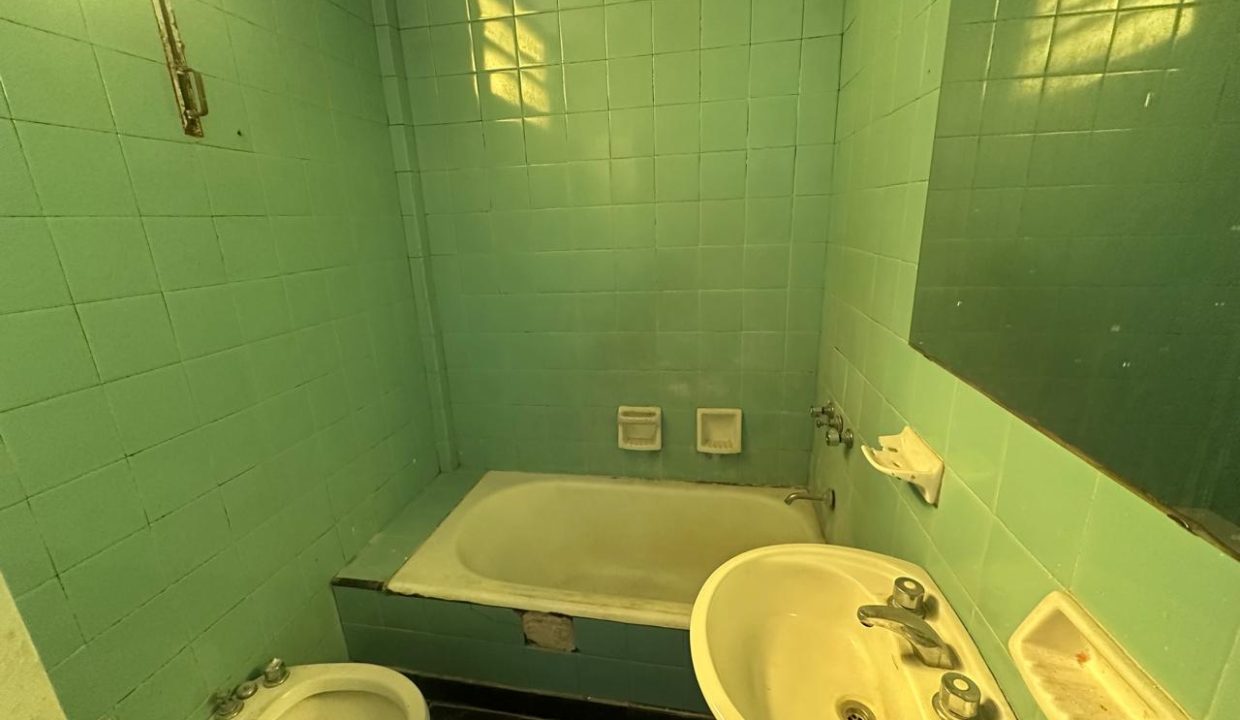 27381baf-ac9d-4739-88ef-aafac78ade11