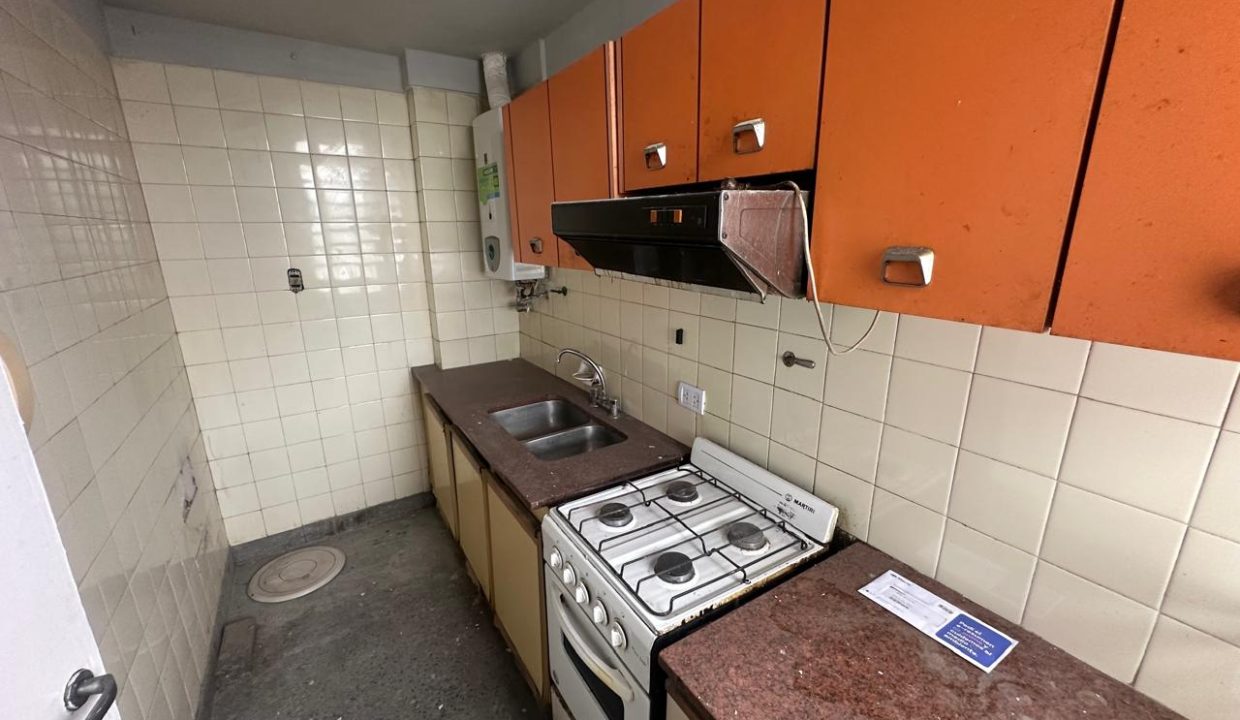 95ff7cb8-4b2e-45e1-8236-3858a3489ddc