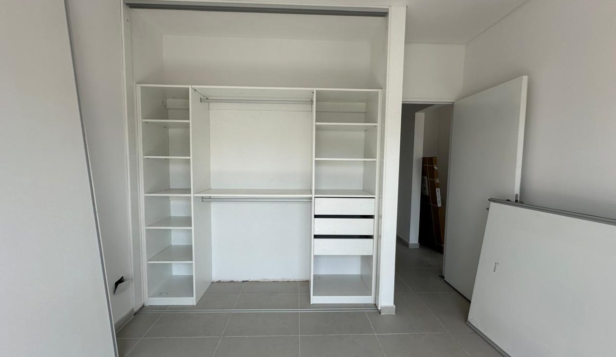 9e0020d9-f496-4b18-8cc3-0ed84e0971a6