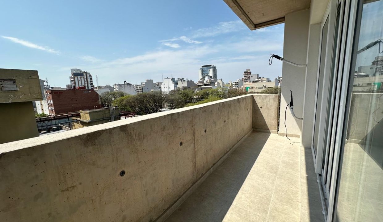 aed6ee9e-53e3-4fca-a814-1f7156367a4c