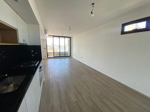 medium_u_683dee957b561