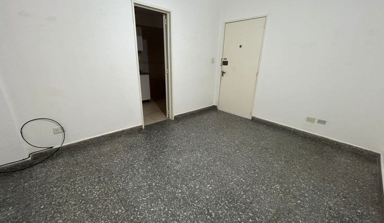 WhatsApp Image 2025-09-11 at 15.40.09