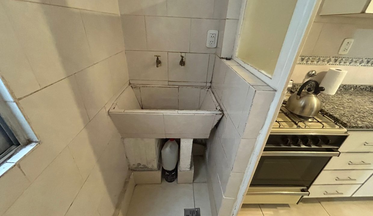 WhatsApp Image 2025-09-11 at 15.40.10 (1)