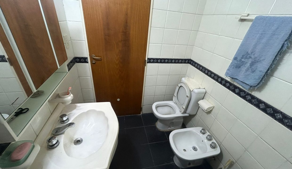 WhatsApp Image 2025-10-29 at 14.49.48 (1)