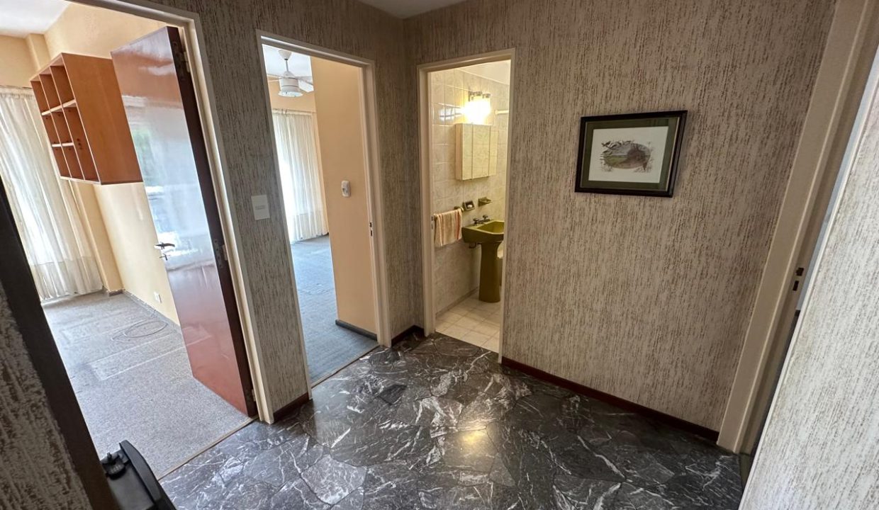 84ced507-121c-4a51-ab91-f8e1b4c6b7e8