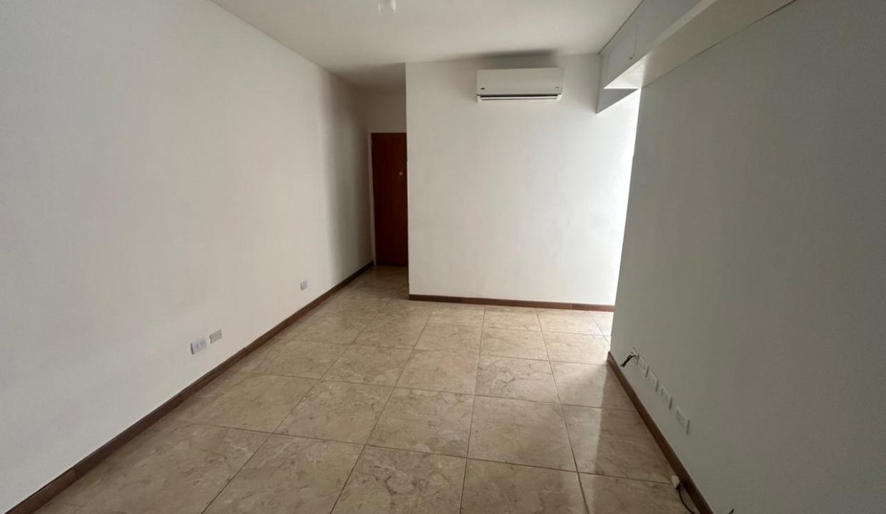 WhatsApp Image 2025-11-28 at 12.18.35 (1)