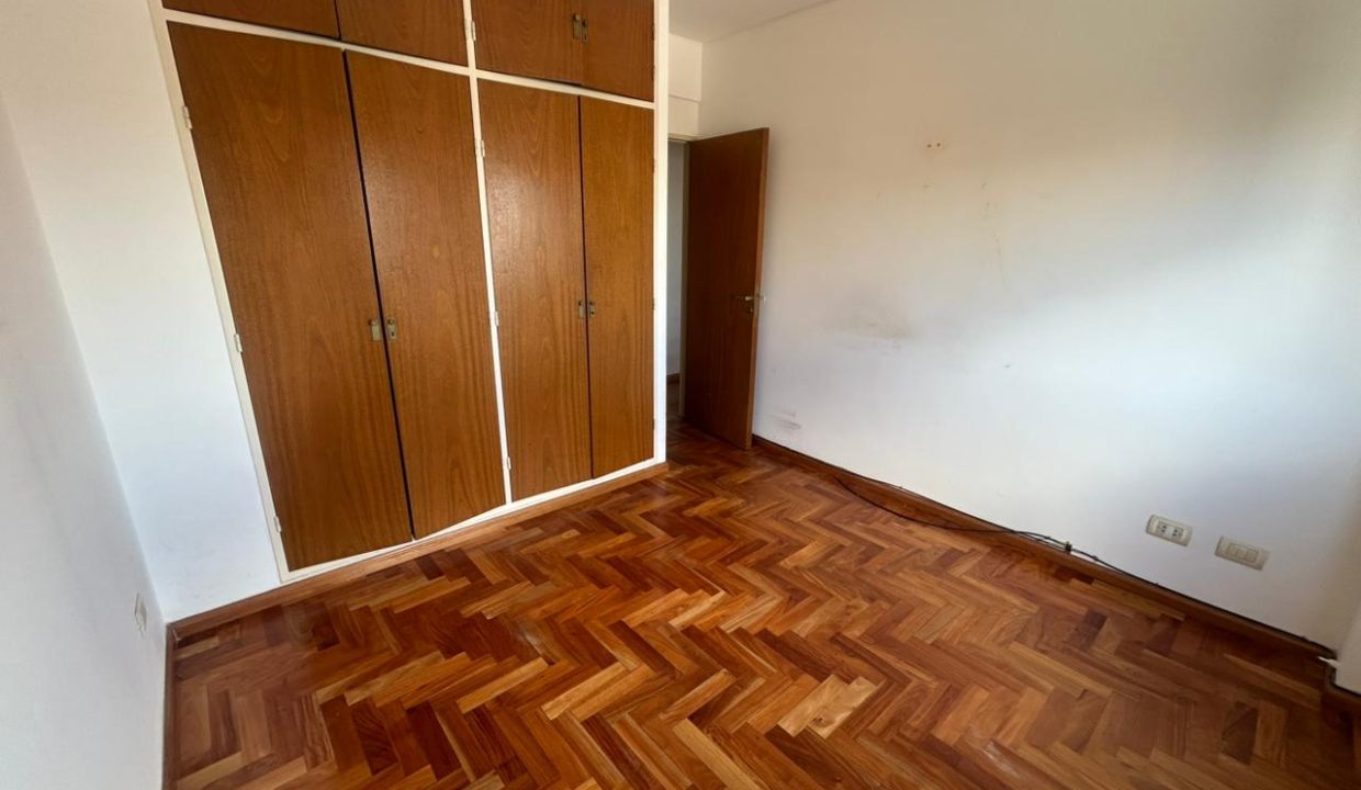 WhatsApp Image 2025-12-05 at 11.03.03