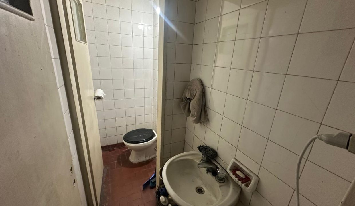 db4e007d-fe4c-46b1-8c5b-28ffa97c5718