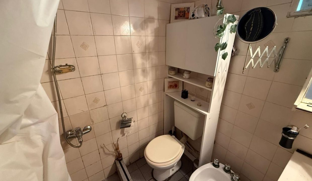 77ef6863-1056-471c-b5e9-9bf94a6ee5af