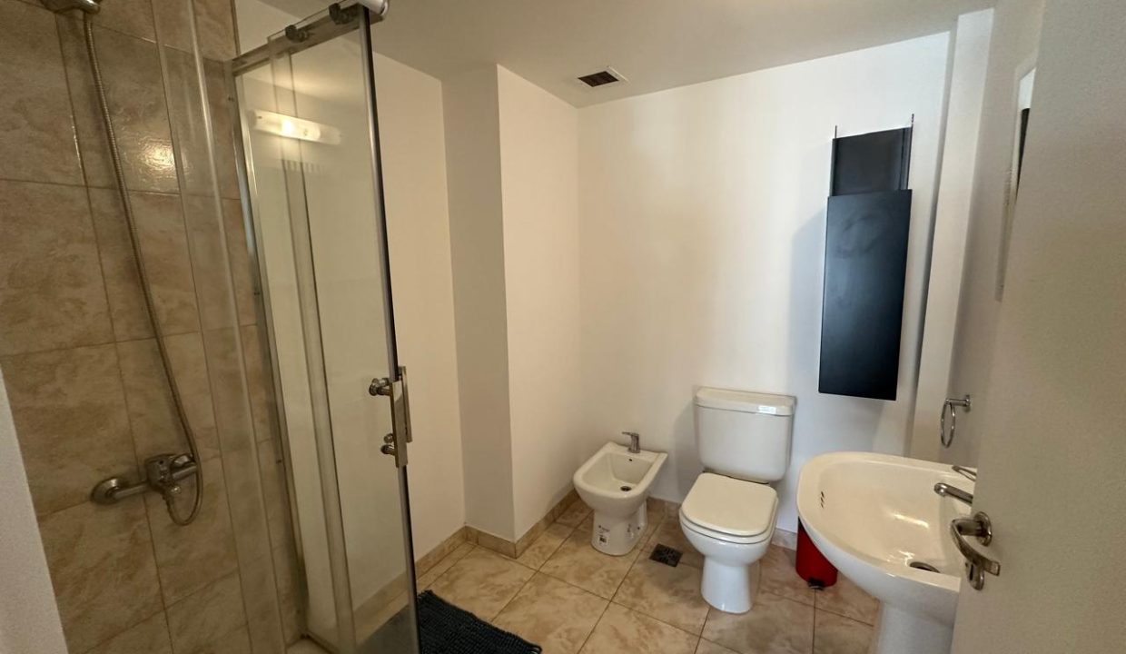 aaea83f3-c513-4276-9a1b-37ad5958f3cf