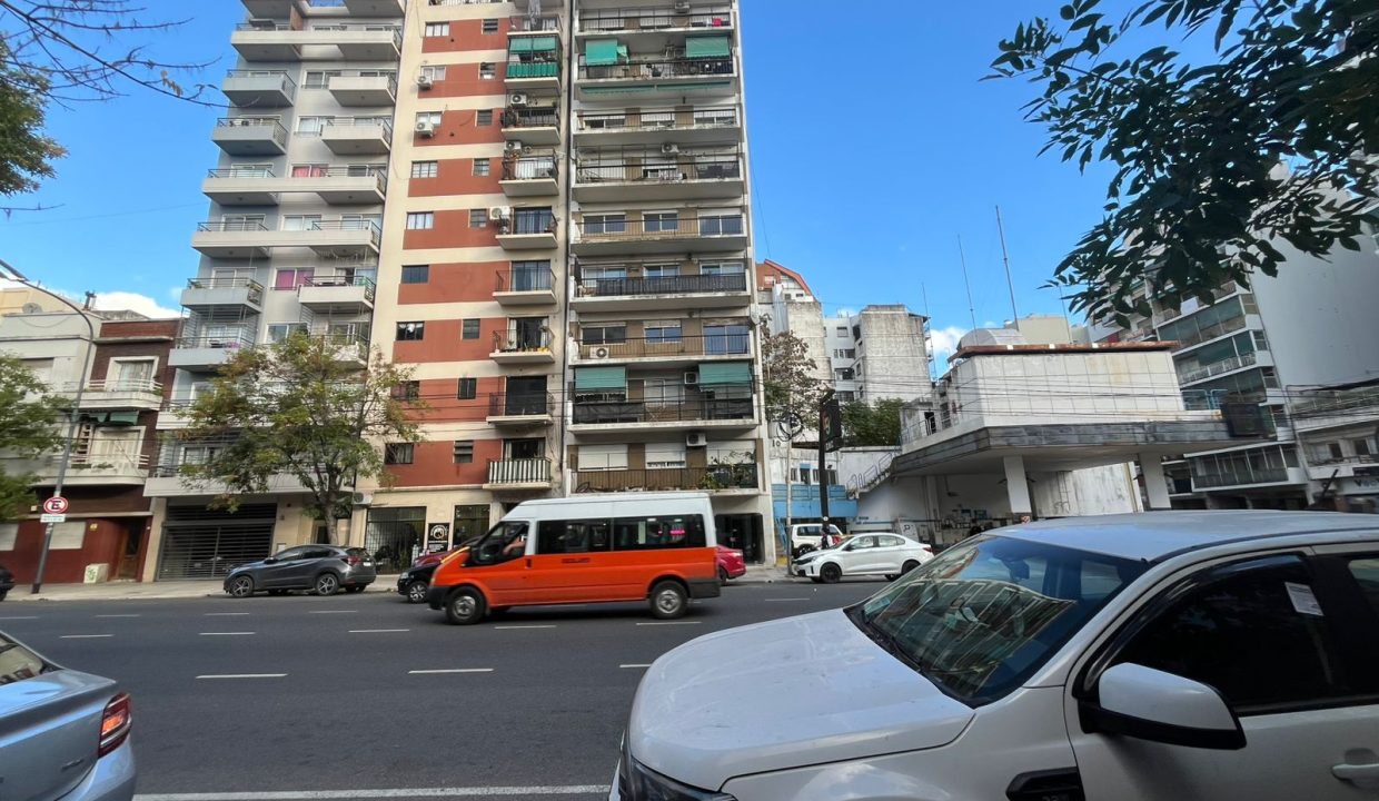 d5a8ab8f-16aa-4f03-9303-e38dc69f7fdd